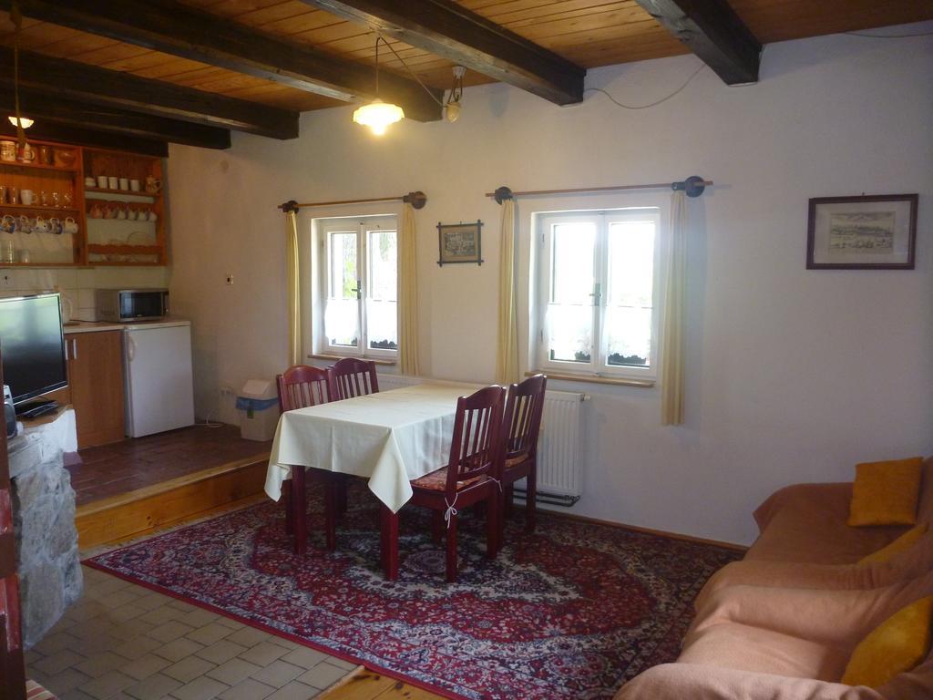 Chalupa Olsina 31 - Ferienhaus Horní Planá Habitación foto